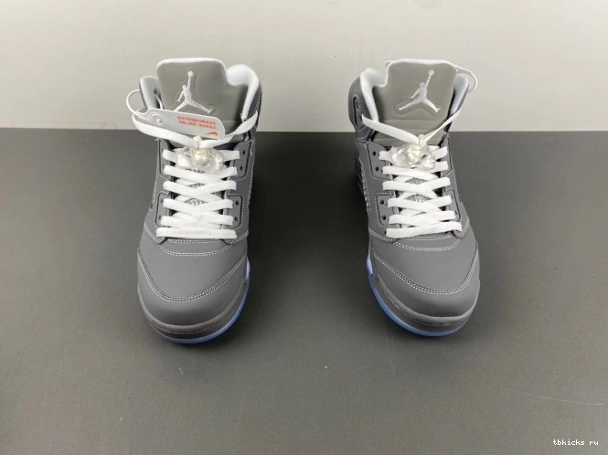 Rep TB Grey Jordan Air Retro Wolf 136027-005 5 0720